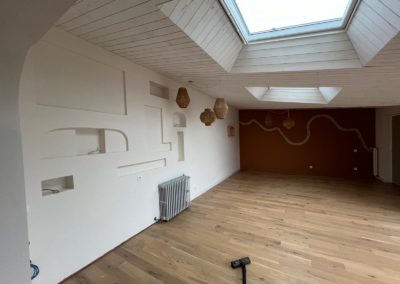 Réalisation de niches sur mesure dans un doublage en placo plâtre à La Rochelle