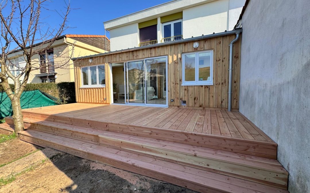Réalisation d’une extension bois avec salon-salle à manger à La Rochelle
